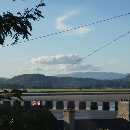 Couette-café Kentwood 4*