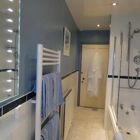 Couette-café Kentwood 4*