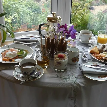 Couette-café Kentwood 4*