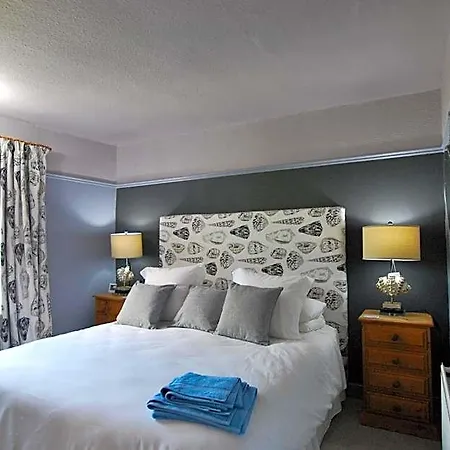 Kentwood Couette-café 4*