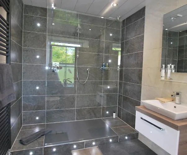 Kentwood فندق مبيت وإفطار