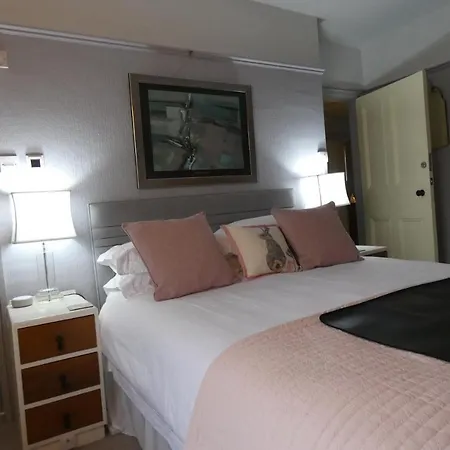 Kentwood 4*